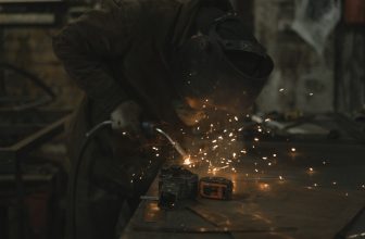 Hobart 27i vs Hypertherm Powermax30 XP